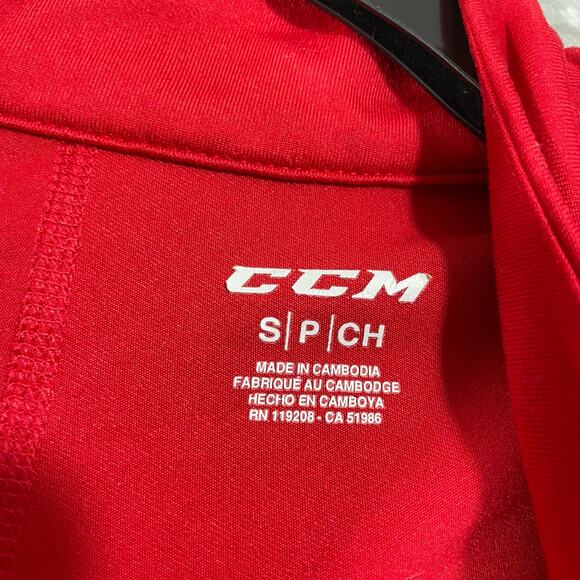 CCM Red & Gray Color Block Activewear 1/4 Zip Jacket - Size Small - Thumbholes - Picture 5 of 7